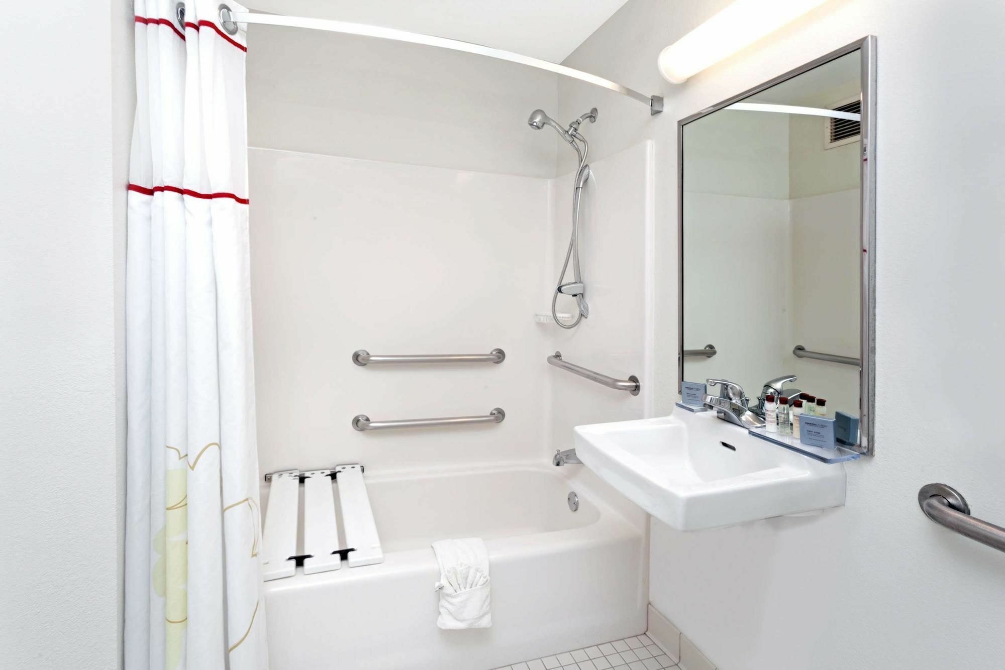 Mainstay Suites Chicago Hoffman Estates Bagian luar foto